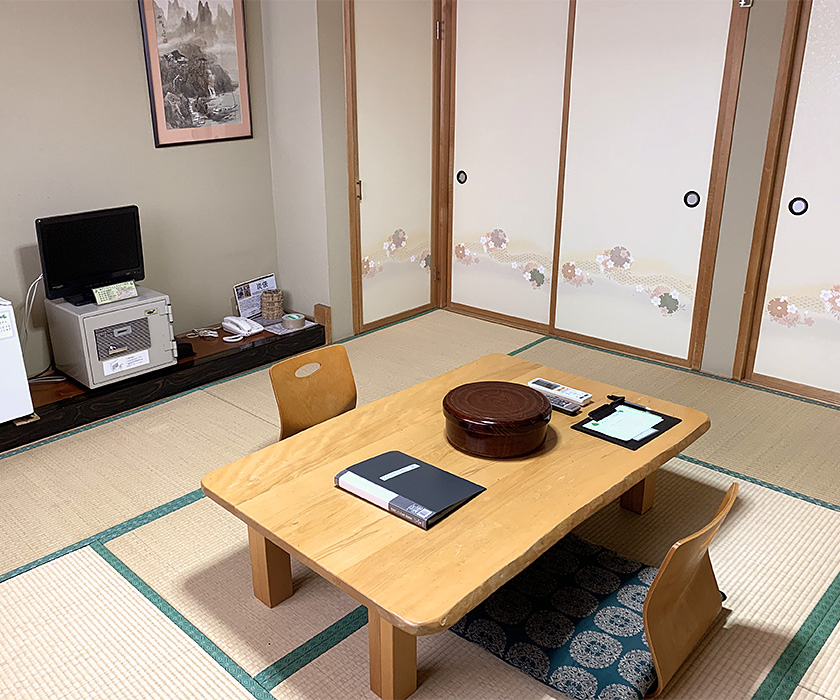 本館/和室(8畳)